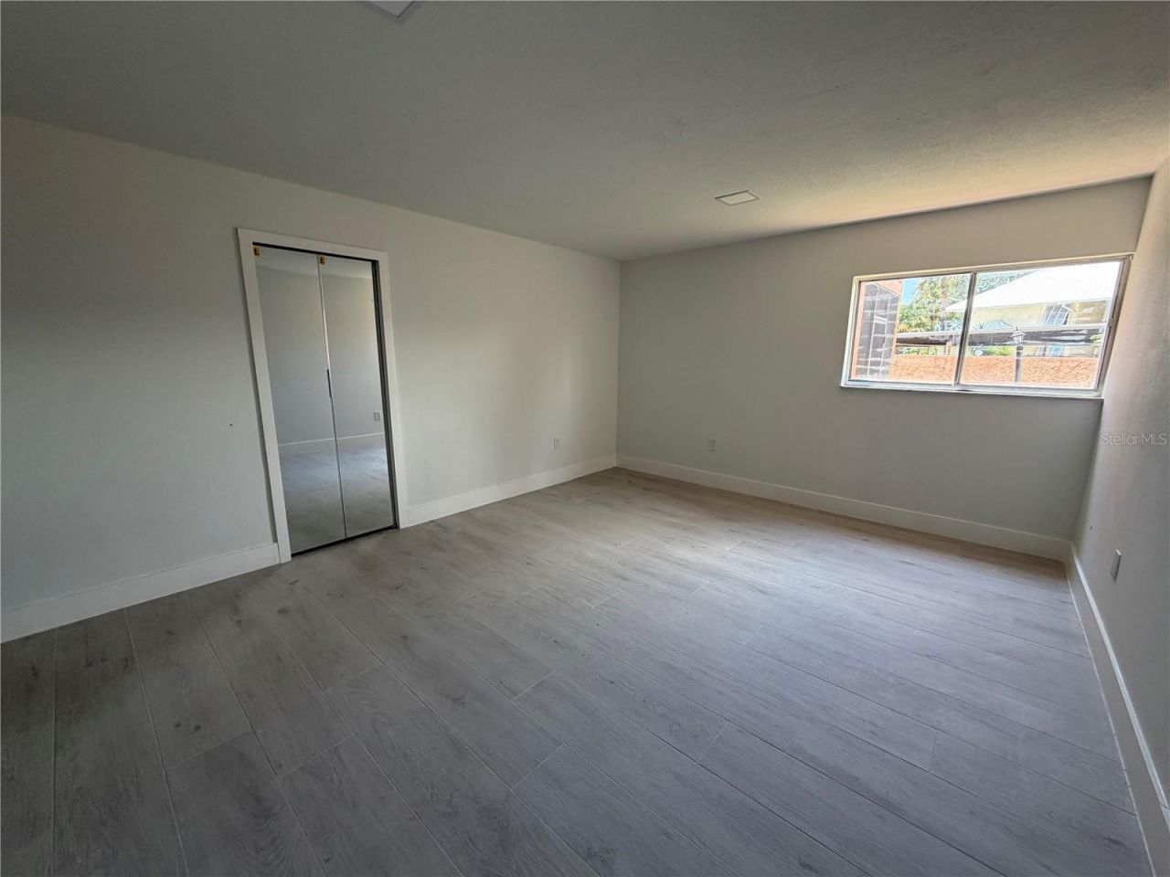 7400 Sunshine Skyway Lane S, Unit 105, Saint Petersburg, FL 33711 Photo