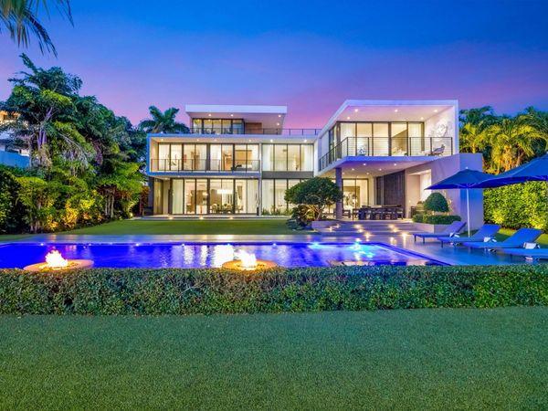 1529 Middle River Drive, Fort Lauderdale, FL 33304