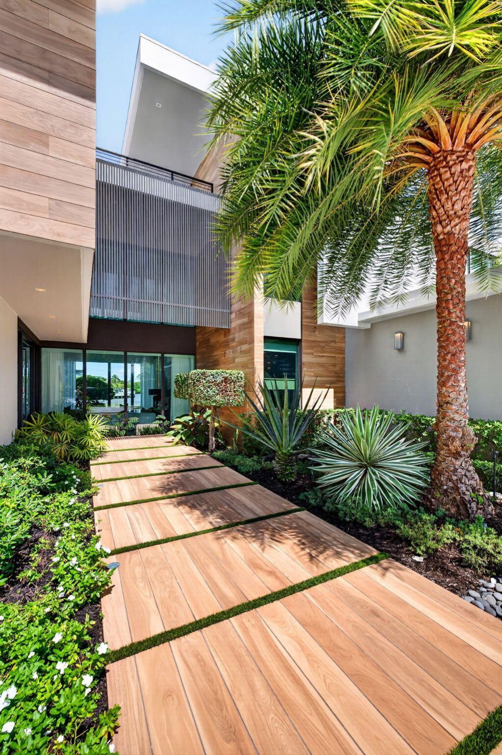 1529 Middle River Drive, Fort Lauderdale, FL 33304 Photo