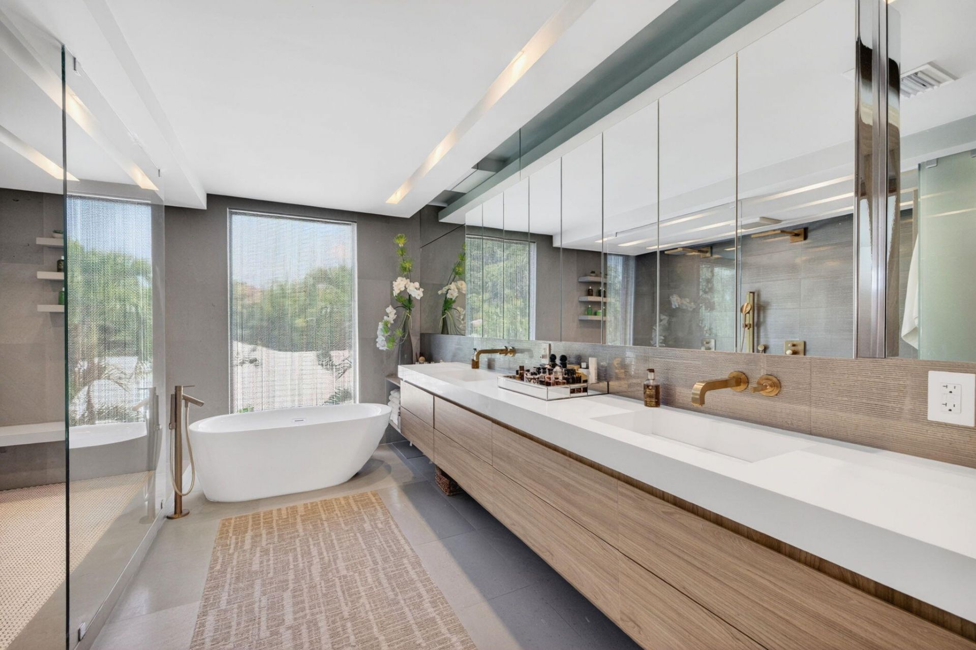 1529 Middle River Drive, Fort Lauderdale, FL 33304 Photo