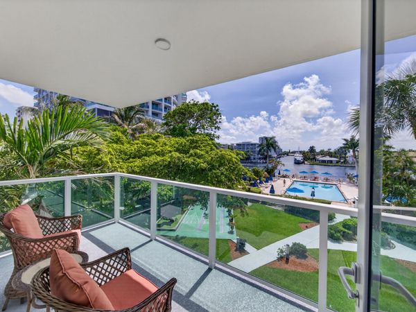3233 NE 34th Street, Fort Lauderdale, FL 33308