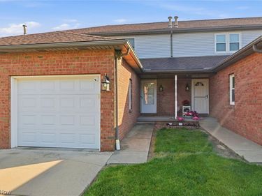 6670 Seville Drive, Canfield, OH 44406