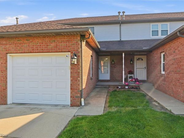 6670 Seville Drive , Canfield, OH 44406