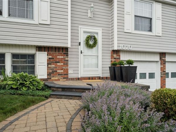 1070 SAYBROOK DRIVE , Greensburg, PA 15601