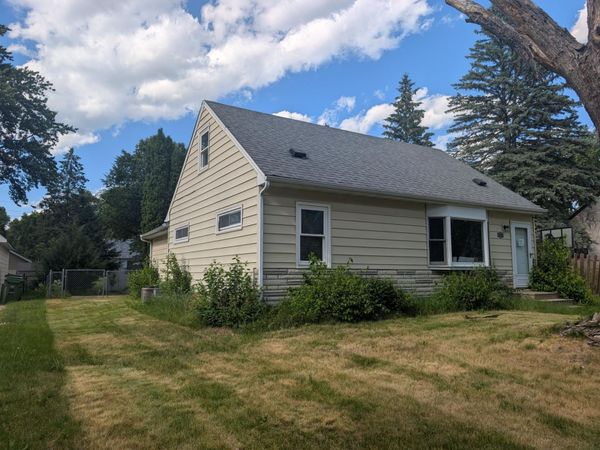 527 Emil Avenue, Shoreview, MN 55126