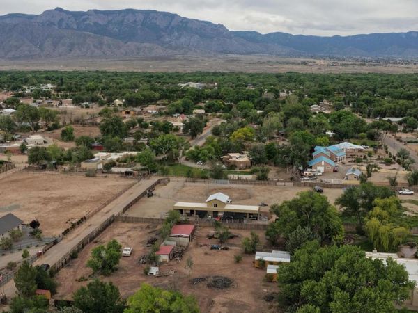 Reed Lane, Corrales, NM 87048