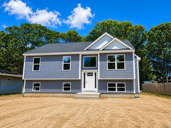 5 A Stuart Road , Shirley, NY 11967