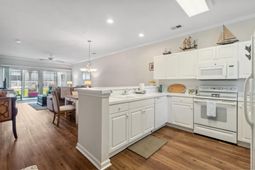 901 W Port Dr. photo 4