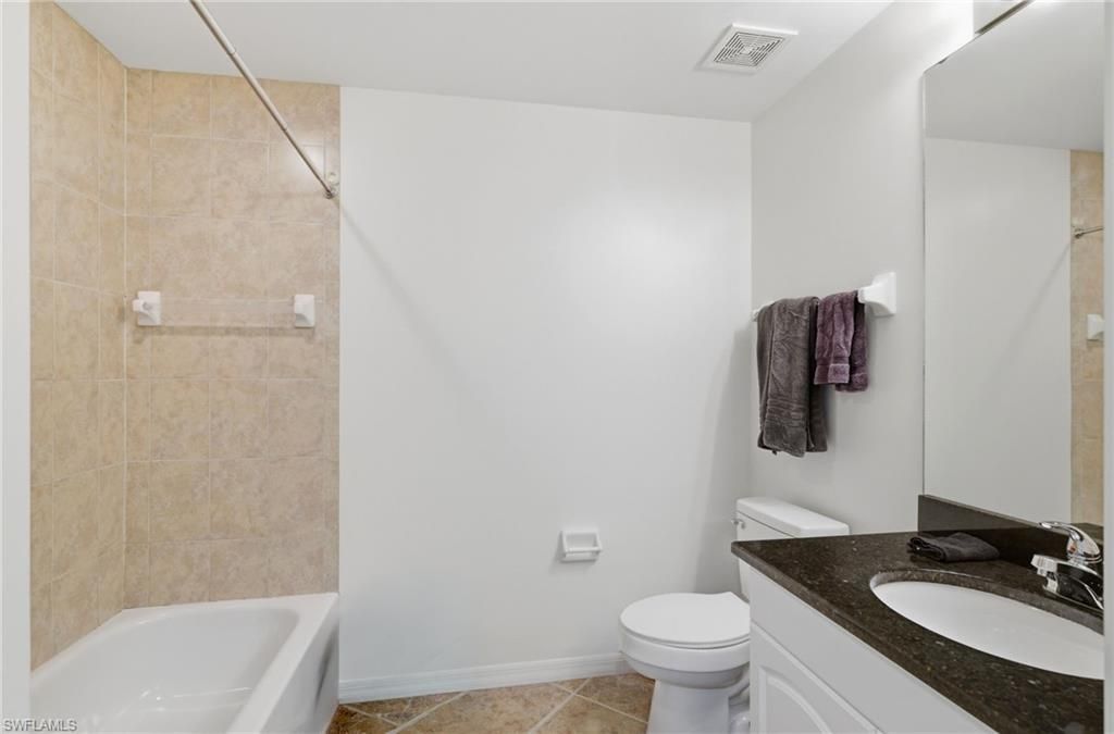 1108 Winding Pines Cir, Unit 201, Cape Coral, FL 33909 Photo