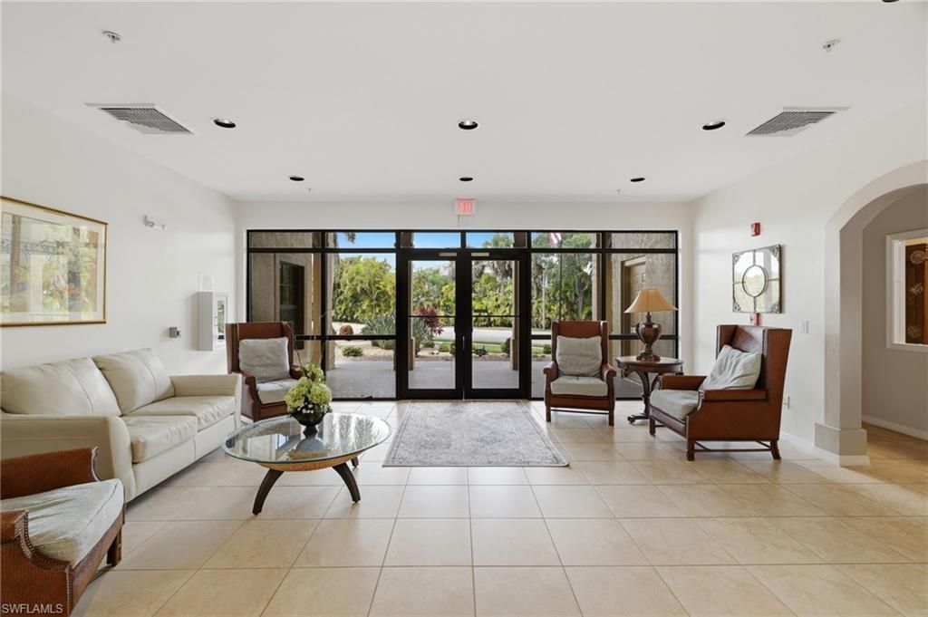 1108 Winding Pines Cir, Unit 201, Cape Coral, FL 33909 Photo