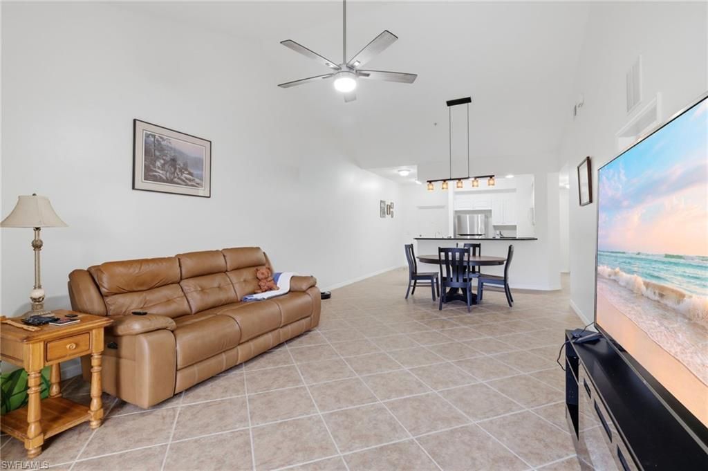 1108 Winding Pines Cir, Unit 201, Cape Coral, FL 33909 Photo