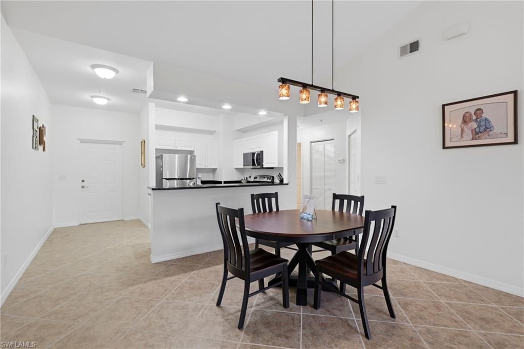 1108 Winding Pines Cir, Unit 201, Cape Coral, FL 33909 Photo