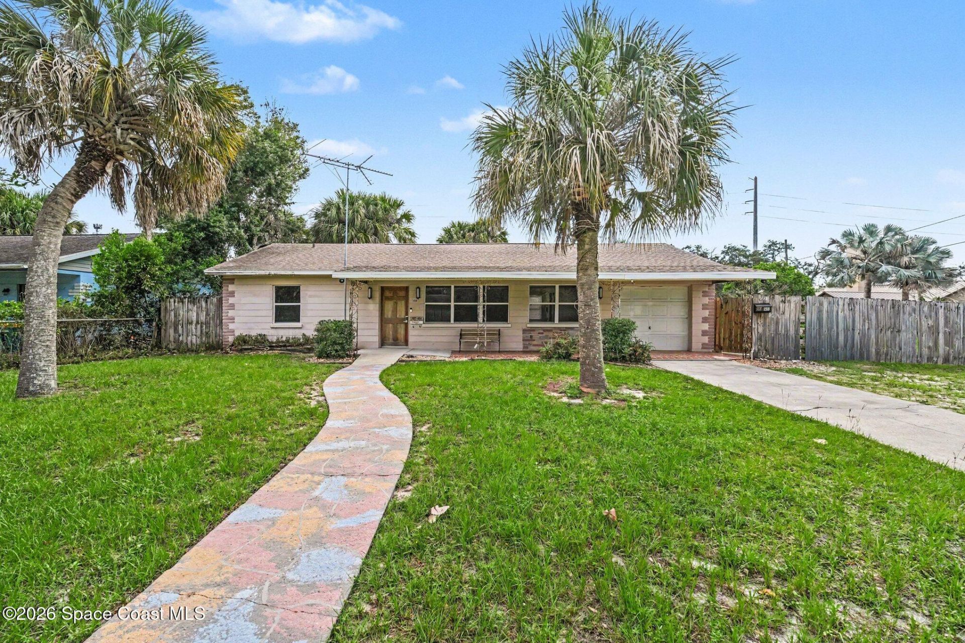 1600 Avocado Avenue, Melbourne, FL 32935 Main Photo