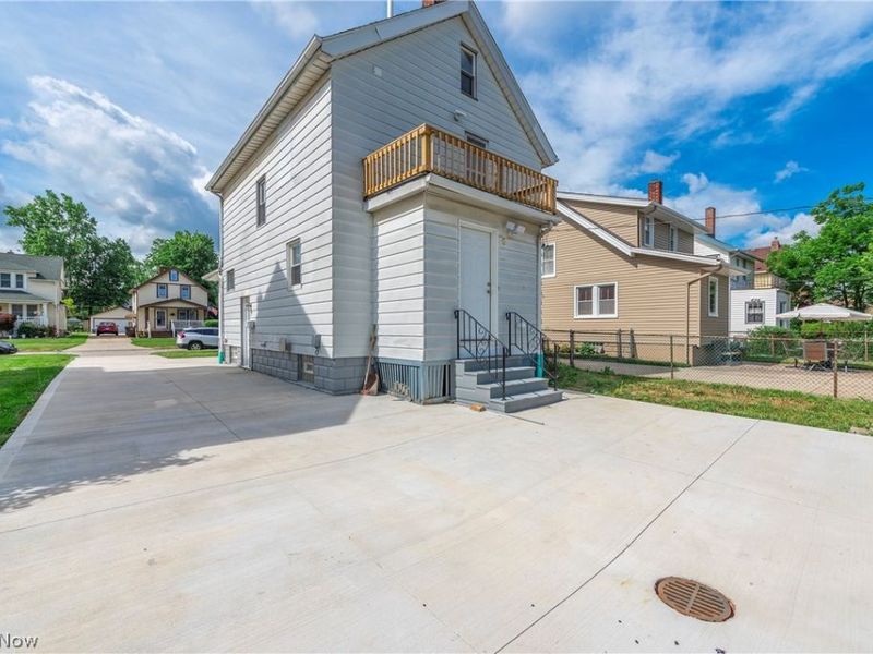 3018 Russell Avenue , Parma, OH 44134 Photo 7