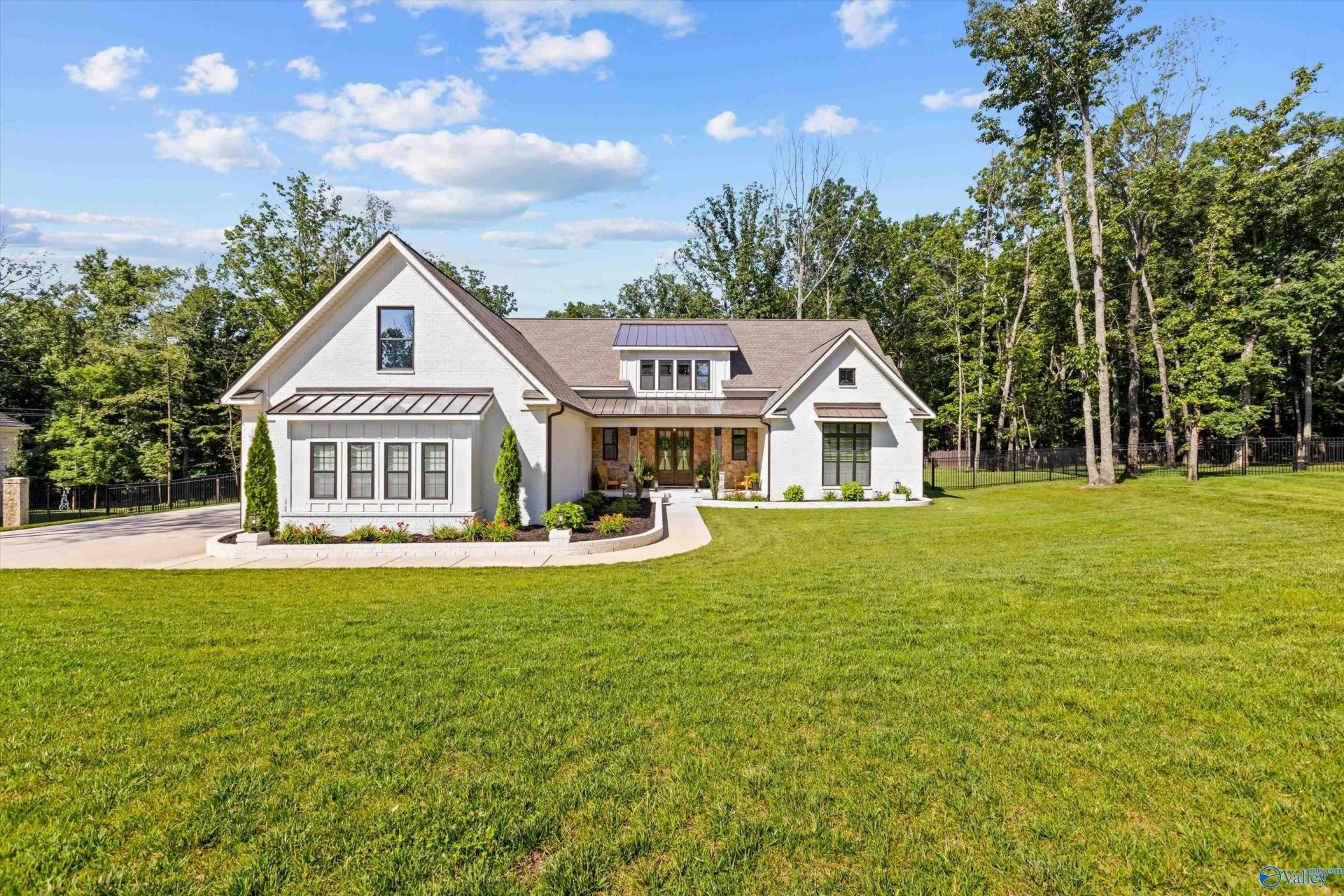 63 Trail Loop Road Huntsville, AL 35803