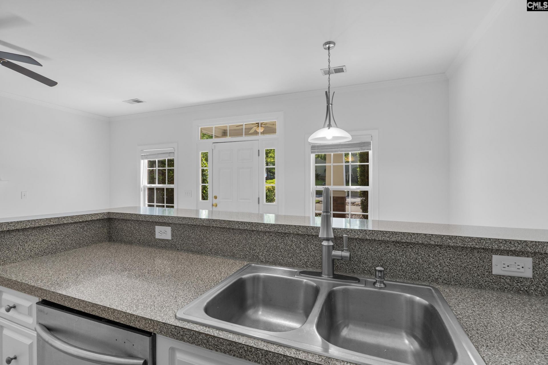 126 Baysdale Drive  Photo 8