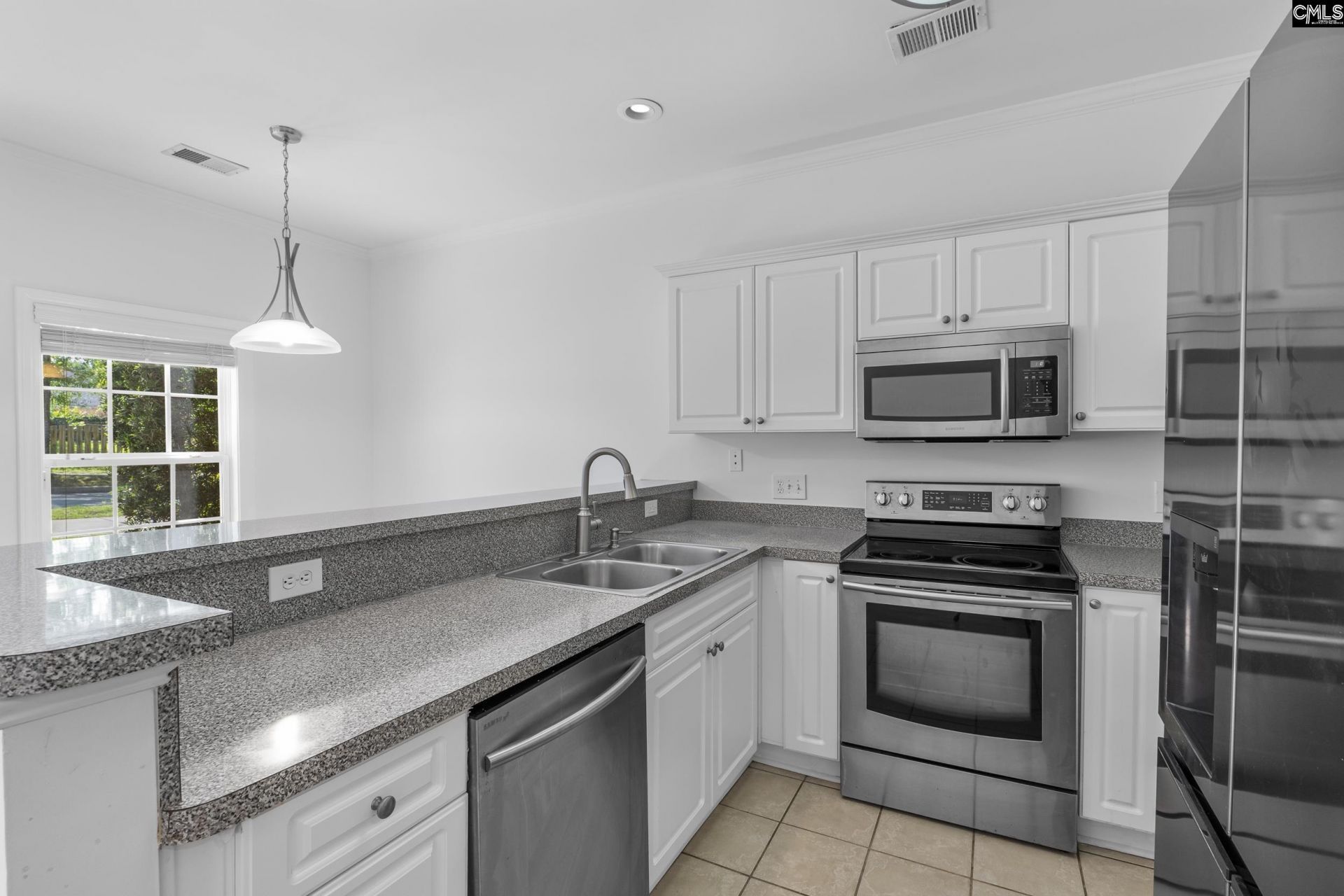 126 Baysdale Drive  Photo 9