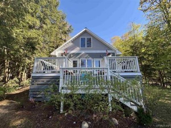 28233 W Maple LN, Eckerman, MI 49728