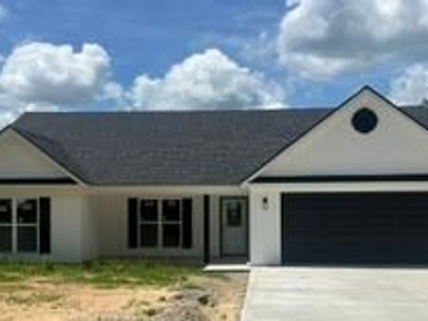 1800 Burgess School Rd., Cookeville, TN 38506