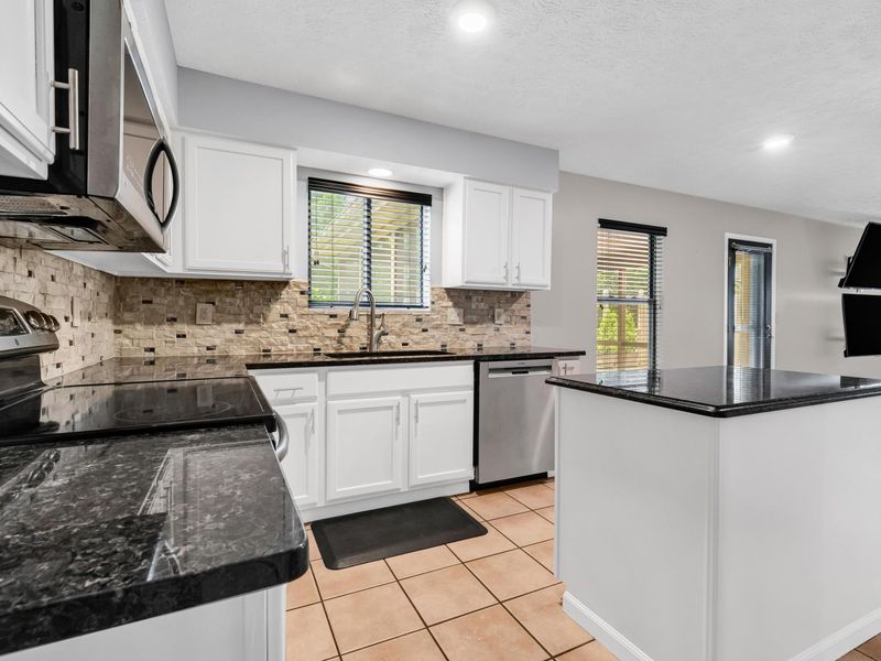 4695 Winery Way , Gahanna, OH 43230 Photo 21