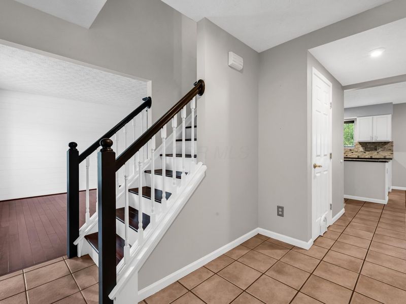 4695 Winery Way , Gahanna, OH 43230 Photo 8