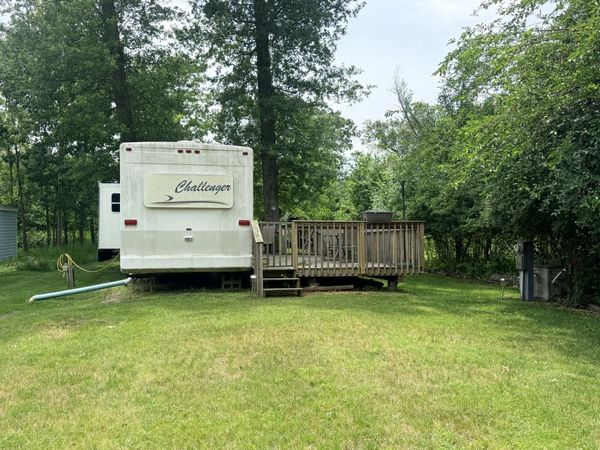 25-15 Woodhaven Lakes , Sublette, IL 61367