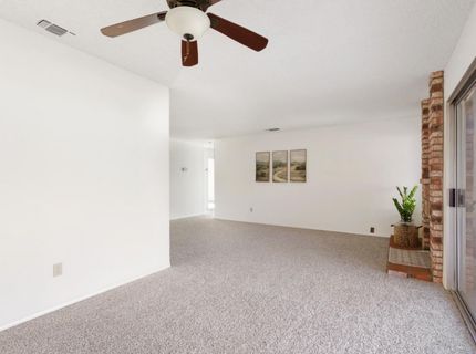 9924 Meadow Oak Cir, Elk Grove, CA 95624 Photo