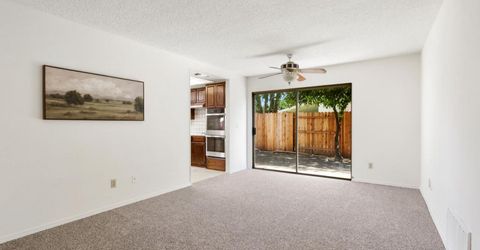 9924 Meadow Oak Cir, Elk Grove, CA 95624 Photo