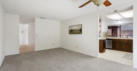9924 Meadow Oak Cir, Elk Grove, CA 95624 Photo