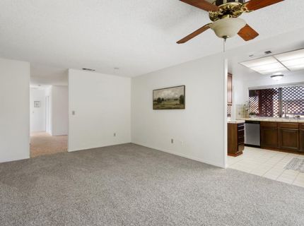 9924 Meadow Oak Cir, Elk Grove, CA 95624 Photo