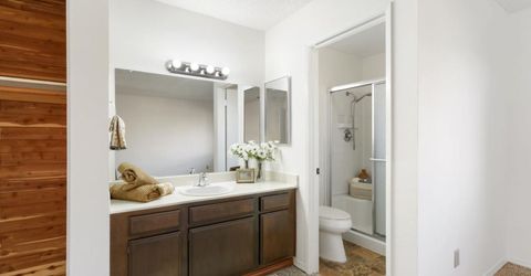 9924 Meadow Oak Cir, Elk Grove, CA 95624 Photo