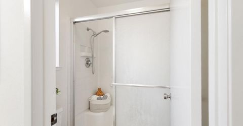 9924 Meadow Oak Cir, Elk Grove, CA 95624 Photo