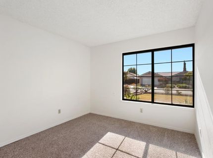 9924 Meadow Oak Cir, Elk Grove, CA 95624 Photo