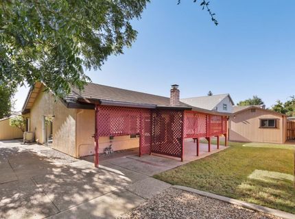 9924 Meadow Oak Cir, Elk Grove, CA 95624 Photo