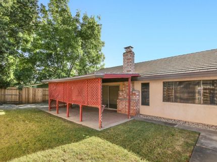 9924 Meadow Oak Cir, Elk Grove, CA 95624 Photo