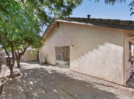 9924 Meadow Oak Cir, Elk Grove, CA 95624 Photo
