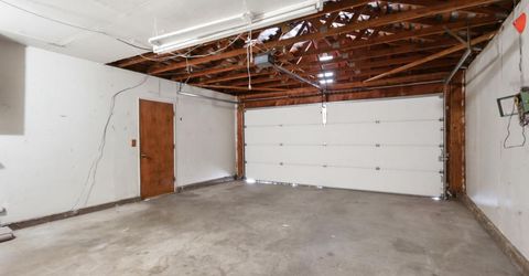 9924 Meadow Oak Cir, Elk Grove, CA 95624 Photo