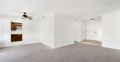 9924 Meadow Oak Cir, Elk Grove, CA 95624 Photo