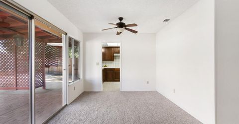9924 Meadow Oak Cir, Elk Grove, CA 95624 Photo