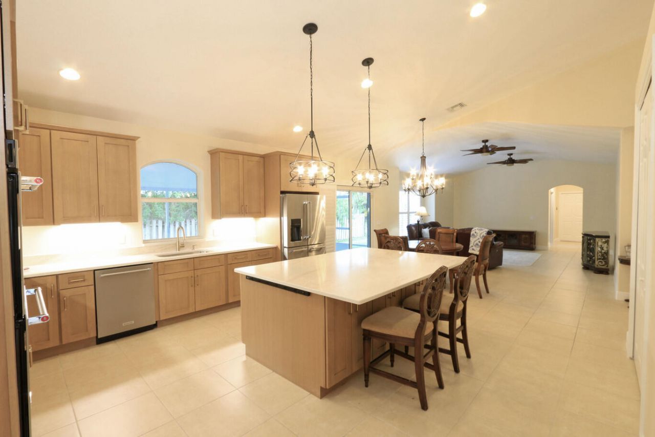2879 SE Peru Street, Port Saint Lucie, FL 34984 Photo