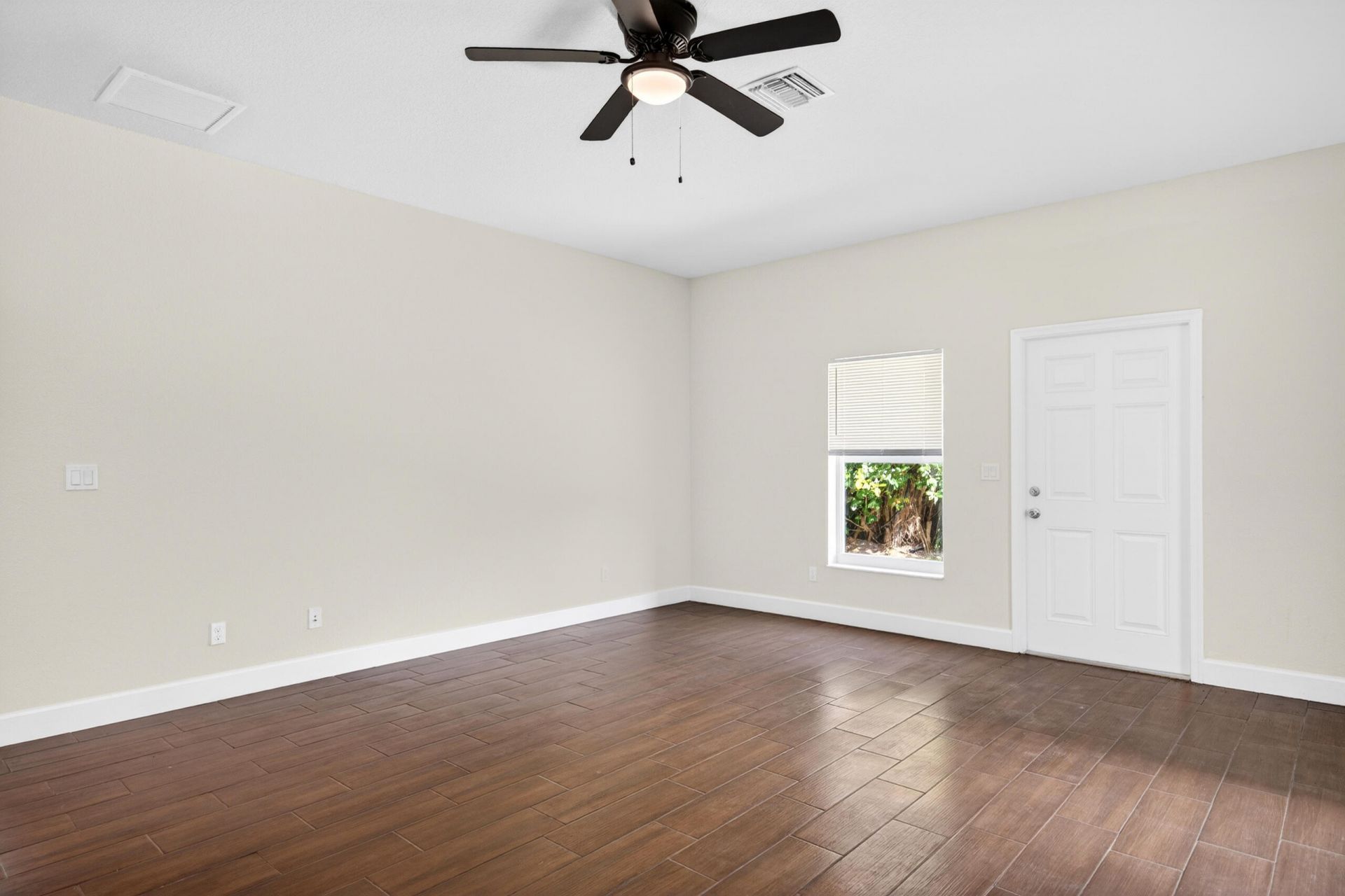 402 NW 12th Avenue, Boynton Beach, FL 33435 Photo