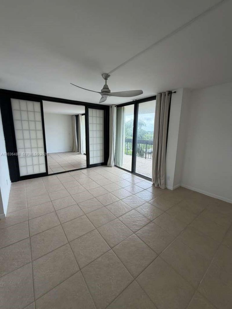 2400 Presidential Way , Unit 403, West Palm Beach, FL 33401 Photo