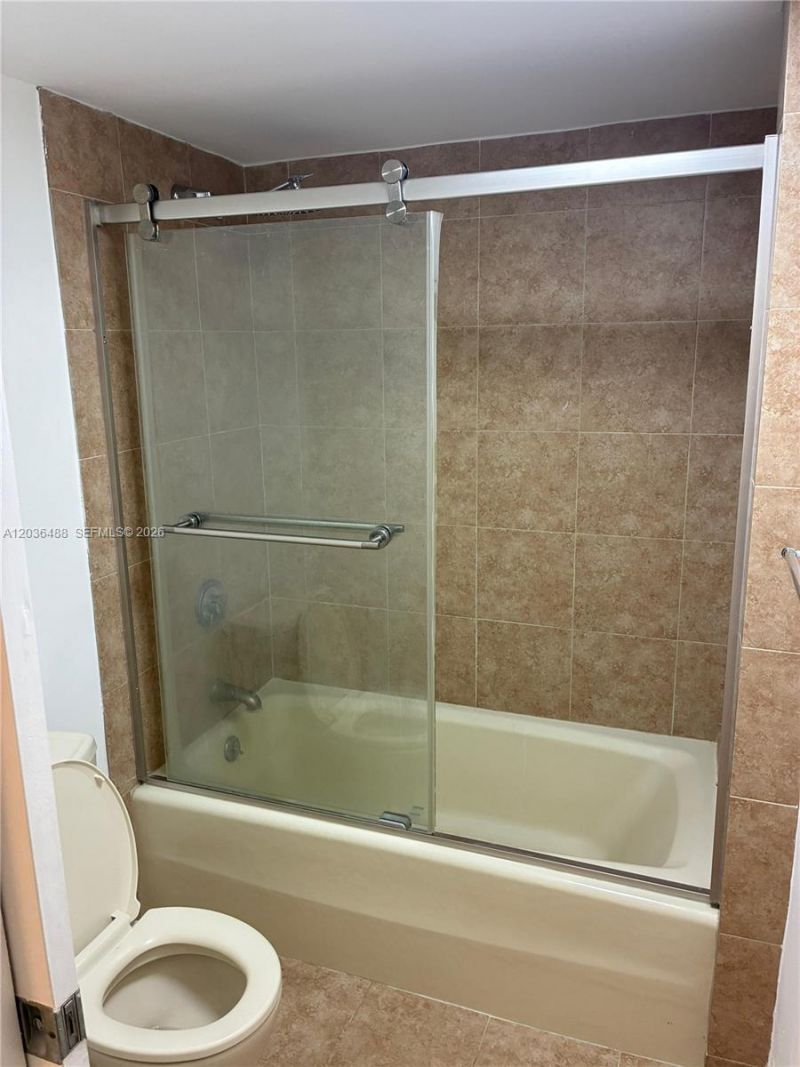 2400 Presidential Way , Unit 403, West Palm Beach, FL 33401 Photo