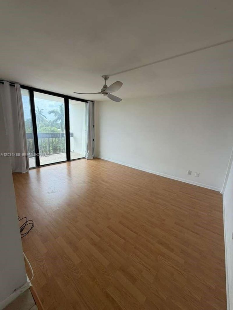 2400 Presidential Way , Unit 403, West Palm Beach, FL 33401 Photo