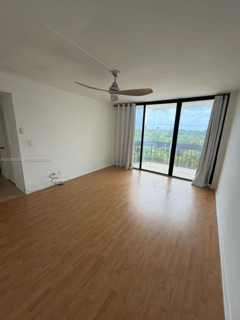 2400 Presidential Way , Unit 403, West Palm Beach, FL 33401 Photo