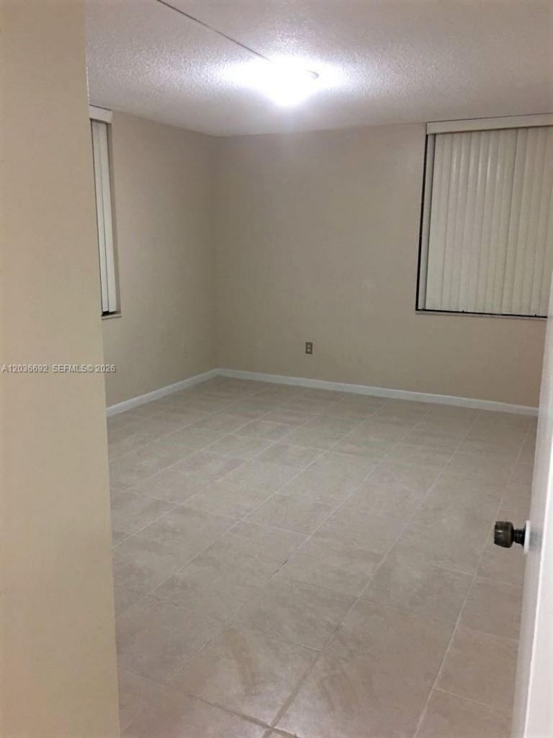14201 N Kendall Dr , Unit 405D, Miami, FL 33186 Photo