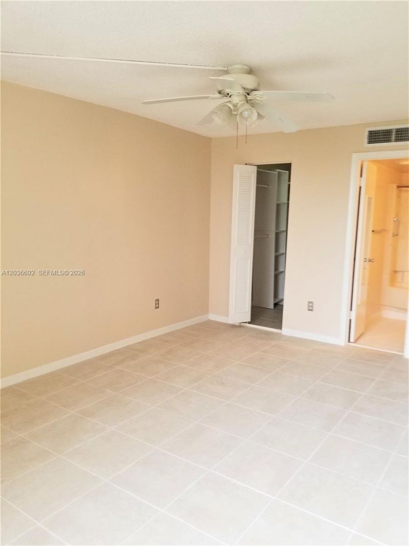 14201 N Kendall Dr , Unit 405D, Miami, FL 33186 Photo