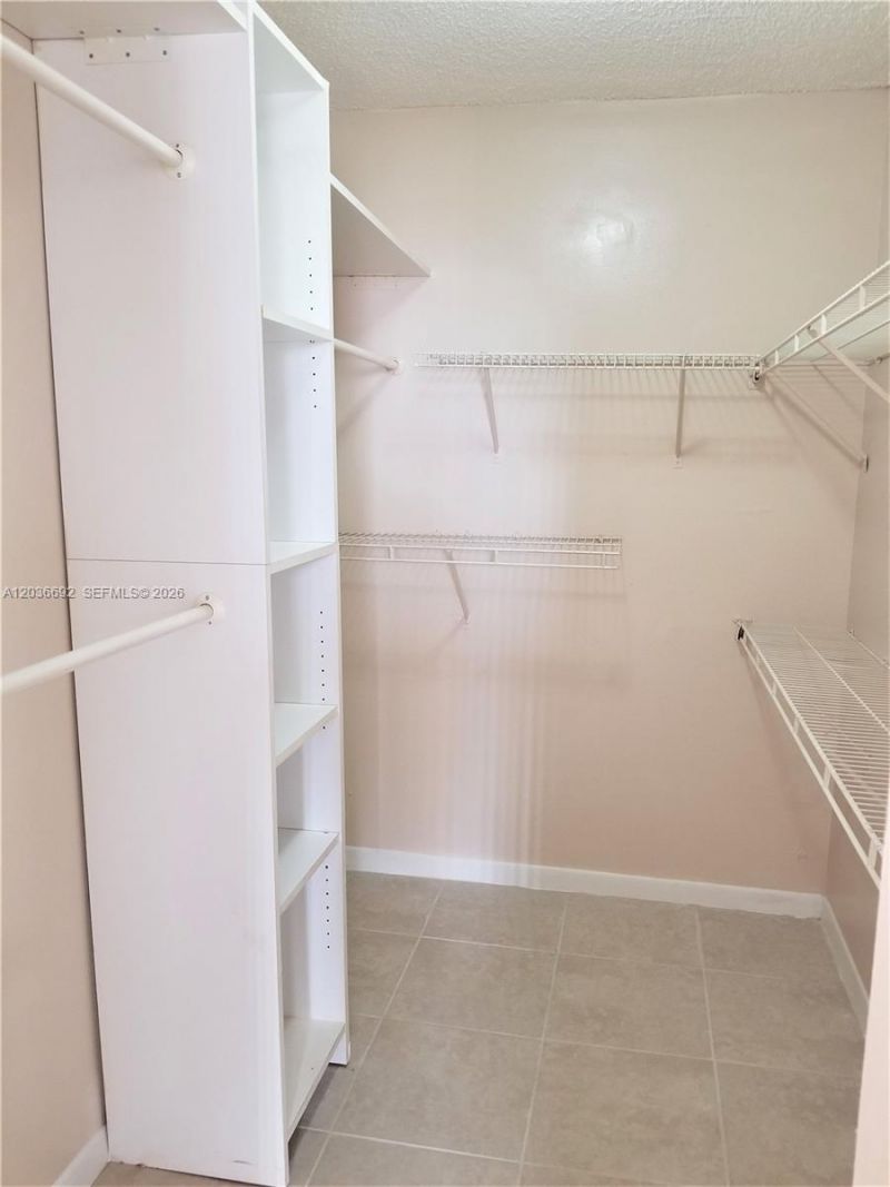 14201 N Kendall Dr , Unit 405D, Miami, FL 33186 Photo