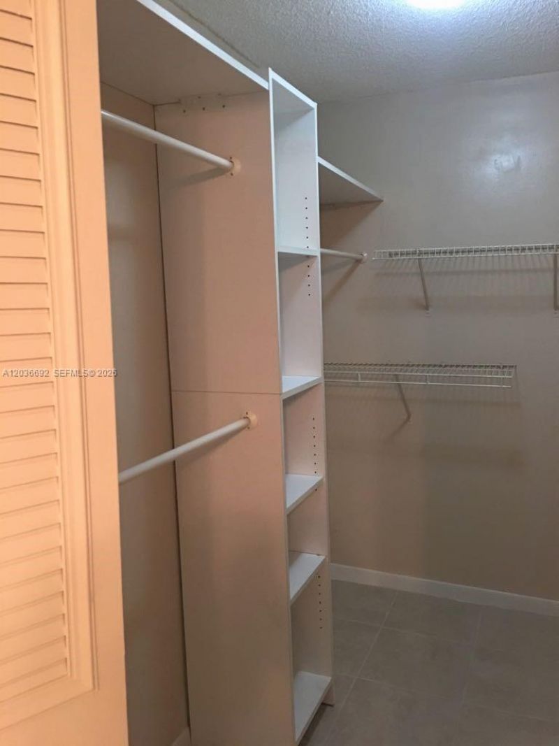 14201 N Kendall Dr , Unit 405D, Miami, FL 33186 Photo