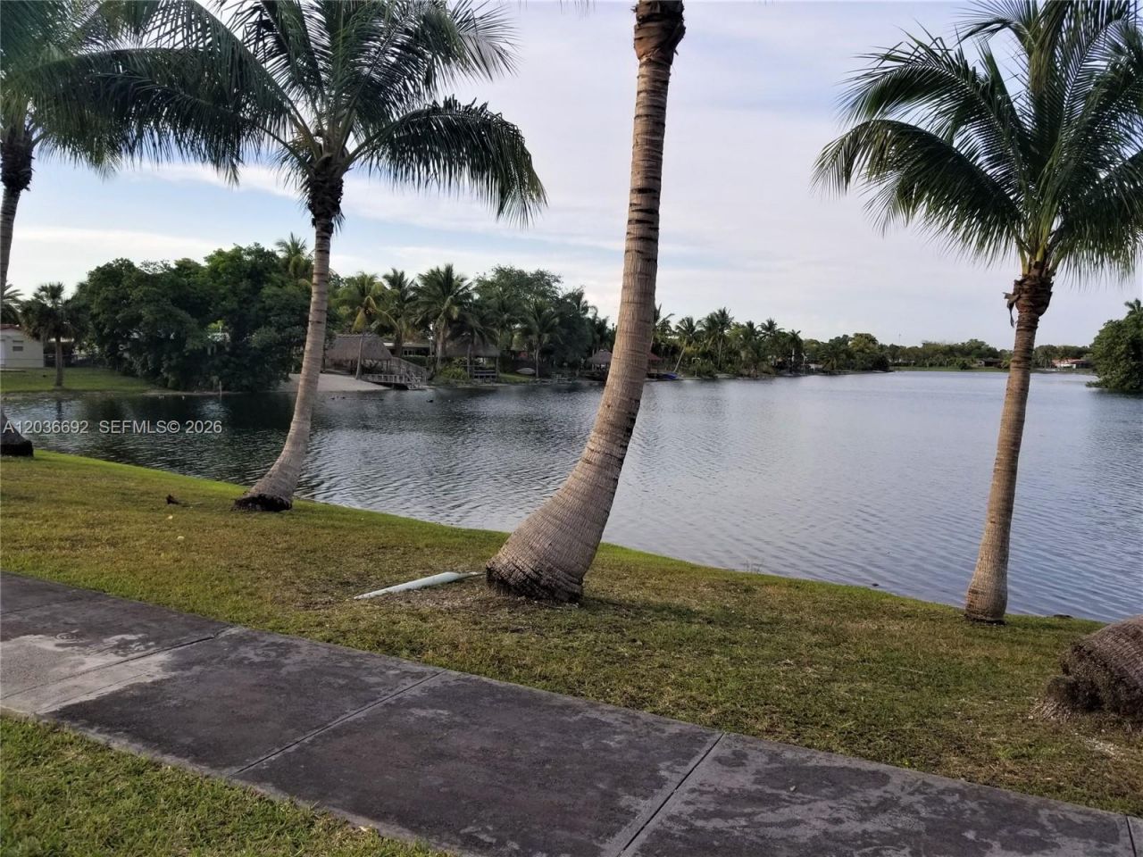 14201 N Kendall Dr , Unit 405D, Miami, FL 33186 Photo
